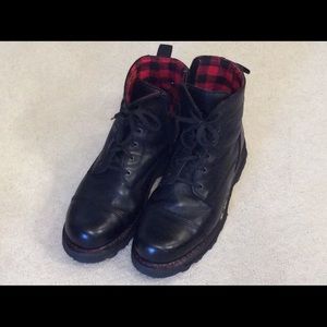 Harley Davidson boots.